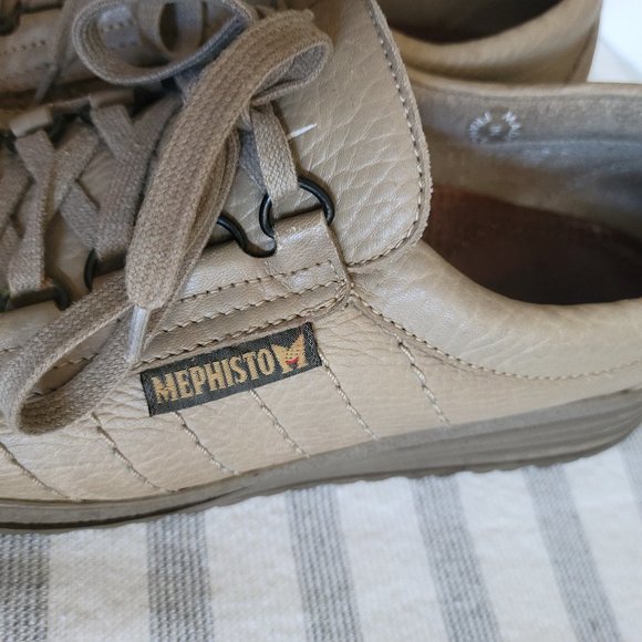 Mephisto Beige Leather Lace-Up Loafers - Picture 2 of 11